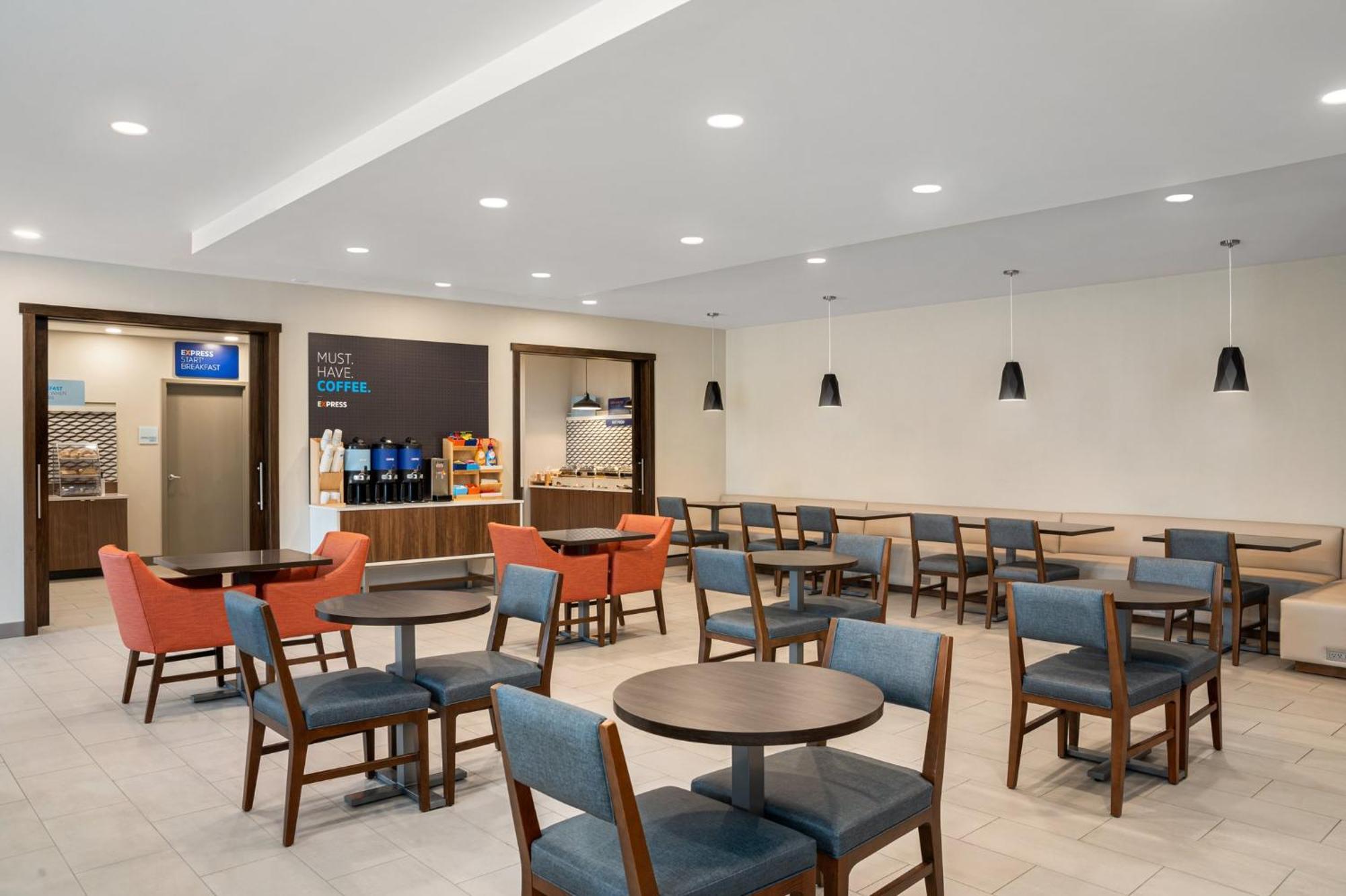 Holiday Inn Express Richmond By Ihg Zewnętrze zdjęcie
