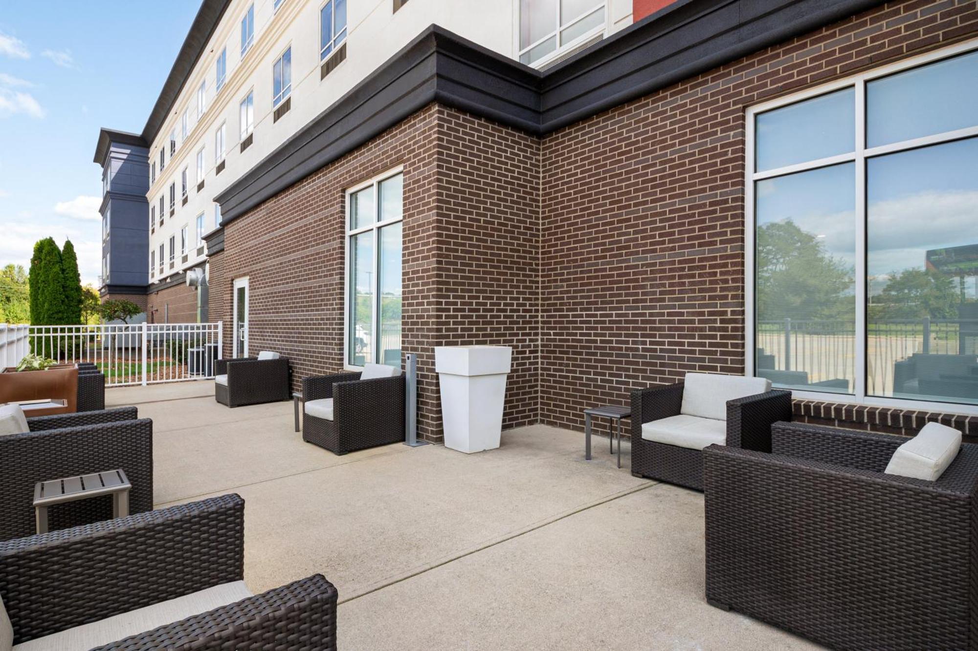 Holiday Inn Express Richmond By Ihg Zewnętrze zdjęcie